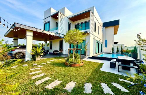 San Pu Loei Villa | Bonus Pool Villa Chiang Mai