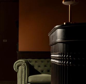 Chakkrawat Hotel | Merchant's Gate Songwat