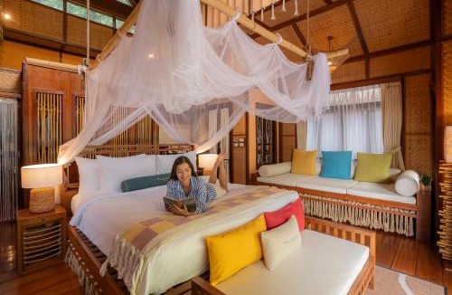 Tha Sao Resort | The Float House River Kwai