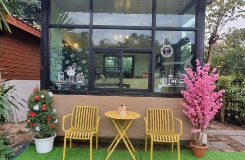 Samut Sakhon House | kanissta cafe & resort