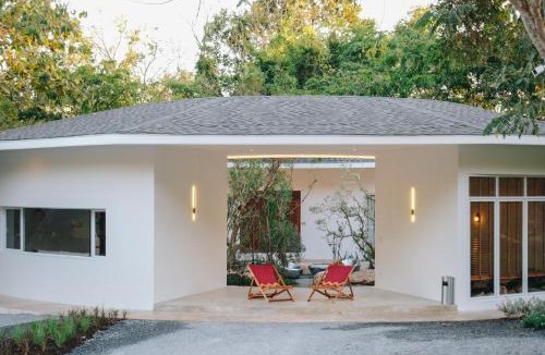 Wat Bung Toei Villa | Mooncake house khaoyai