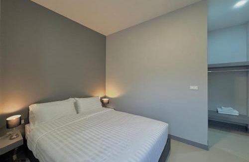 Lang Suan Hotel | โรงแรมหลังสวนเพลส Langsuan place Hotel