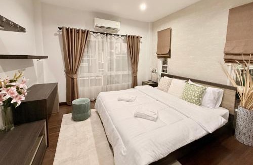 San Kamphaeng Villa | Serenity Family house 4BR 4Baths