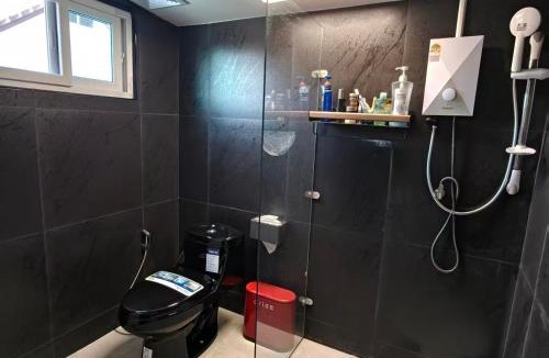 San Phak Wan Villa | 杭东独栋别墅Hangdong Life Villa 4BR Local Living Area