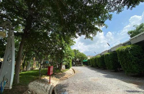 Nam Pat Hotel | Wang nam yen hill วังน้ำเย็นฮิลล์
