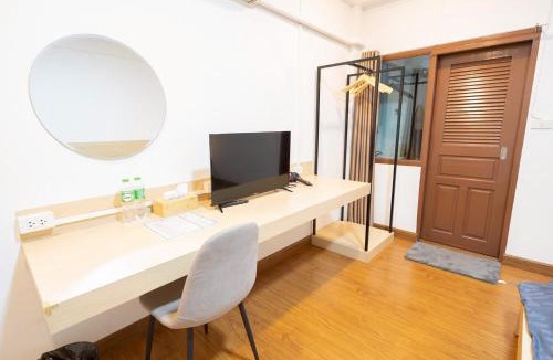 Wat Ket Hostel | Koenji Guest House & Bar Chiang Mai
