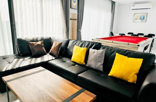Samut Sakhon Bed & Breakfast | Pool villa Cream Darin