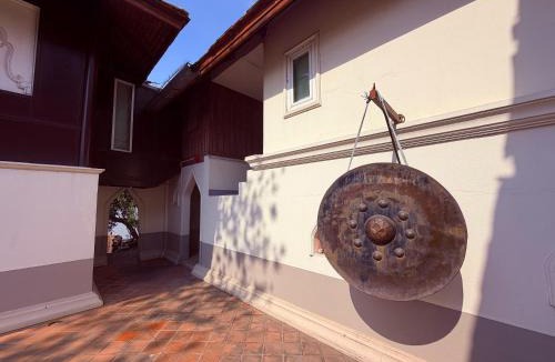 Bang Krasan Hotel | Ayutthaya Garden River Home