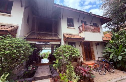 Bang Krasan Hotel | Ayutthaya Garden River Home