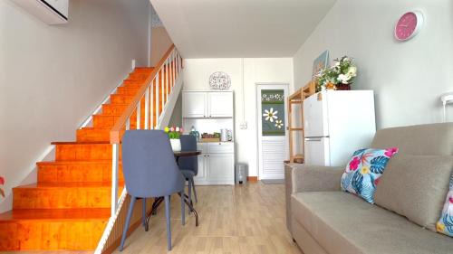 Hat Chao Samran Hotel | BAAN Ob-OON BOUTIQUE บ้าน อบอุ่น บุติค หาดเจ้าสำราญ
