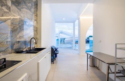 Samut Sakhon Villa | Blue Tierra Pool Villa Pattaya