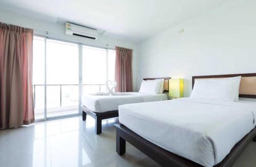 Nong Prue Hotel | Townhouse Hillview Suites Pattaya Formerly Chatkaew Suites