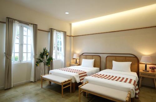 Sattahip House | La Villa des Chien