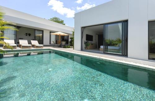Thep Kasattri Villa | Luxury Private Bangtao Elarya Pool Villa