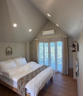 Long House | สถานีปลายนา รีสอร์ท