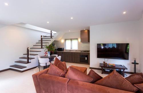 Bophut Hills Villa | Cozy design house with Swimmingpool and Garden Esrah Home