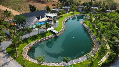 Dan Chang House | The Forest Pool villa & cafe