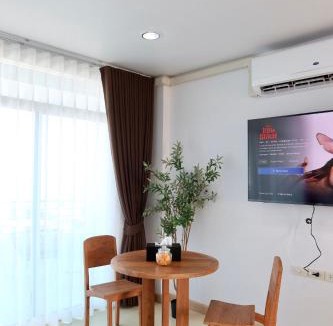 Ban Bang Saen Apartment | The Beach Bangsaen by Thanthita next to Wonnapa beach FREE DISNEY PLUS