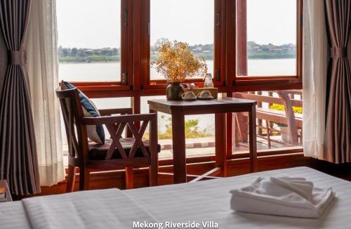 Ban Sikhai Hotel | Mekong Riverside Villa