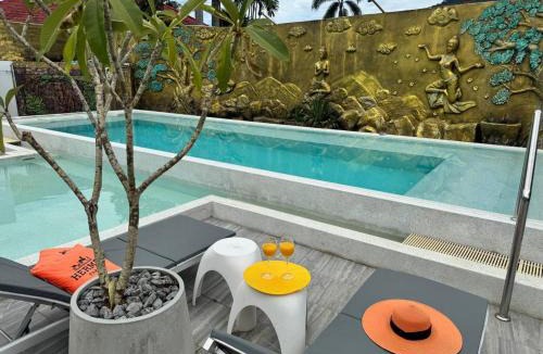 Si Sunthon Villa | 5 Bedrooms Villa 5 min walk to Bangtao beach