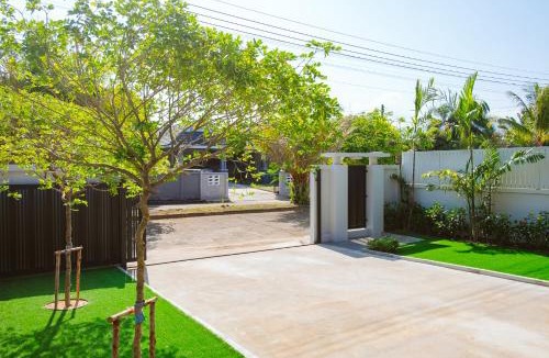 Khuekkhak Villa | Chaba Pool Villa Khao Lak