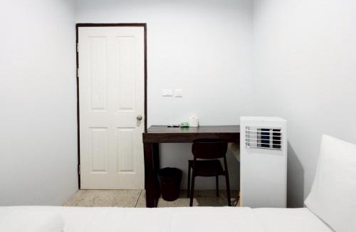 Wat Bowon Niwet Apartment | XXEve Room Khaosan Domon