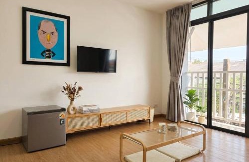 Racha Thewa Apartment | Hugg daily airport 5