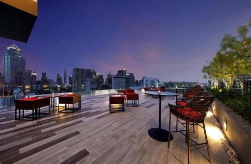 Nana Hotel | Novotel Bangkok Sukhumvit 4