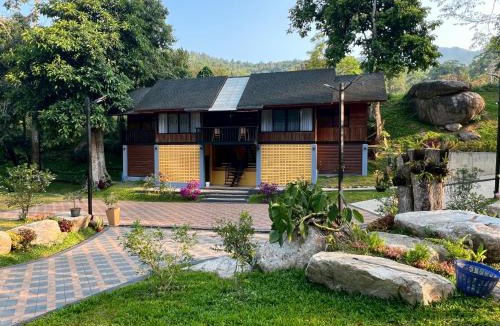 Doi Saket House | La Wong Creek ณ ปางไฮ เทพเสด็จ