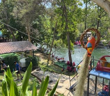 Kaeng Krachan House | เคียงดาวโฮมสเตย์ โซนริมน้ำ