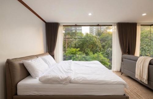 Khlong Tan Apartment | Luxury 4BR 250 sqm 5 min to BTS Sukhumvit 26