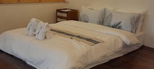 Chiang Rai Province Bed & Breakfast | KHIRI HOUSE &Café Farm ดอยช้างเชียงรายที่พักอาข่าเรียวกังสไตล์กลางหมู่บ้านดอยช้าง