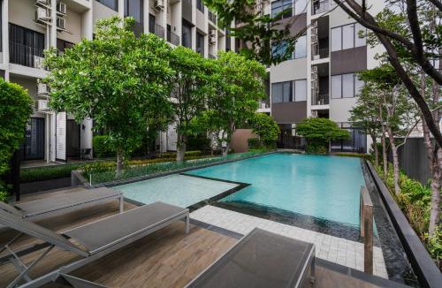 Khanna Yao Hotel | SureStay by Best Western Bangkok Ramintra