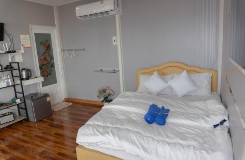 Lom Kao Ski Chalet | บ้านนุสรา รีสอร์ท ภูทับเบิก