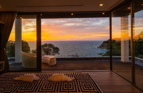 Kamala Villa | Seascape 6BR Prestige Villa Skyline Pool