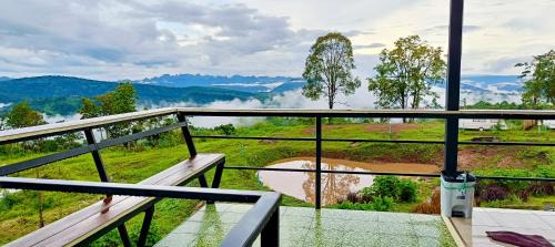 Nam Nao Resort | บ้านไร่ระเบียงฟ้า น้ำหนาว แคมป์ปิ้ง