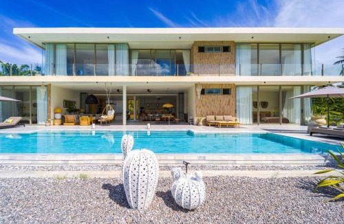 Hua Hin Villa | Ultra-Modern 6-Bedroom in Golf Course - PH6