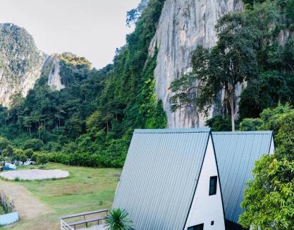 Lan Sak House | The Pano Hup pa tat