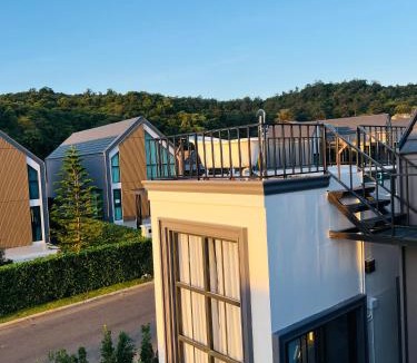 Pong Ta Long Villa | Relax Pool Villa Khaoyai - รีแล็กซ์พูลวิลล่าเขาใหญ่