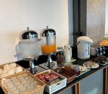 Nan Hotel | โรงแรมม่านฟ้า