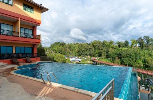 Sangkhla Buri Hotel | Samprasob Resort