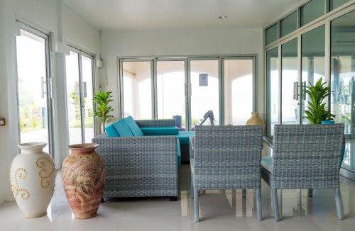 Hua Thanon Resort | the ocean resort samui