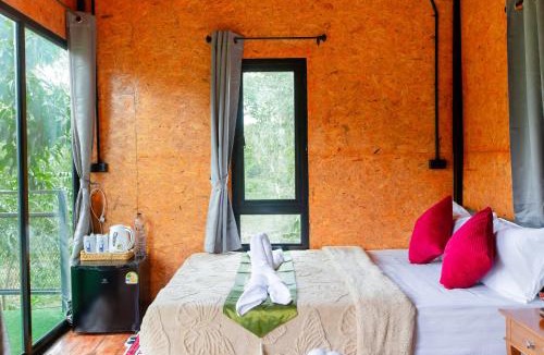 Ban Ta Khun Resort | ภูธาราทรีเฮาส์แอทเชี่ยวหลาน Phutara Treehouses At Cheowlan