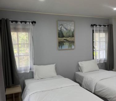 Sam Nak Thong House | On Leave Homestay - ออนลีฟโฮมสเตย์