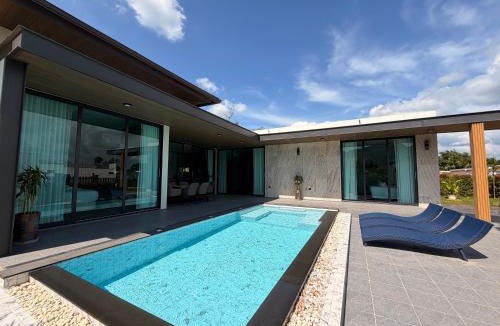 Ao Nang Villa | Villa Nadsuree Ao-Nang Modern House