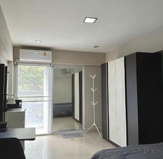 Samsen Nok Apartment | Minimal condo 5 mins to mrt Suthisarn
