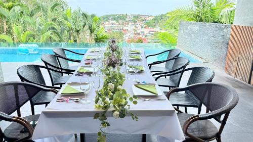 Karon Villa | Baan Saint-Tropez Seaview Villas Kata Beach