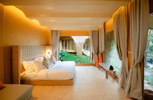 Mae On Hotel | Lazula