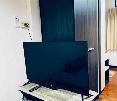 Bang Khen House | Palmhouse studio room