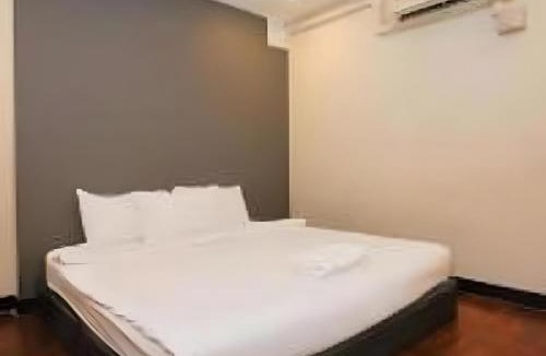 Bang Rak Apartment | BOB INN Silom - BTS Surasak